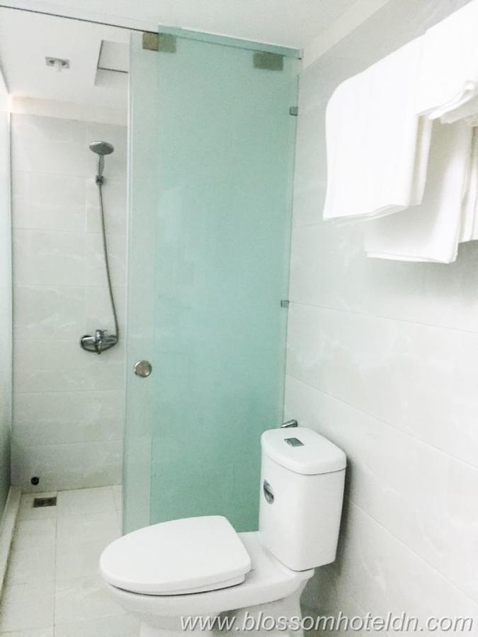 Blossom July Hotel Đà Nẵng Extérieur photo